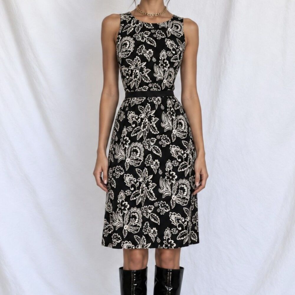 Vintage Y2K 90s Black Sleeveless Floral Print Knit Knee Length Dress Size M